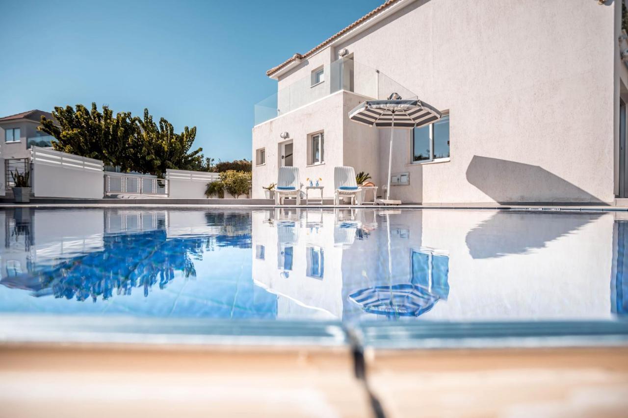 Villa Hibiscus Protaras Exterior photo