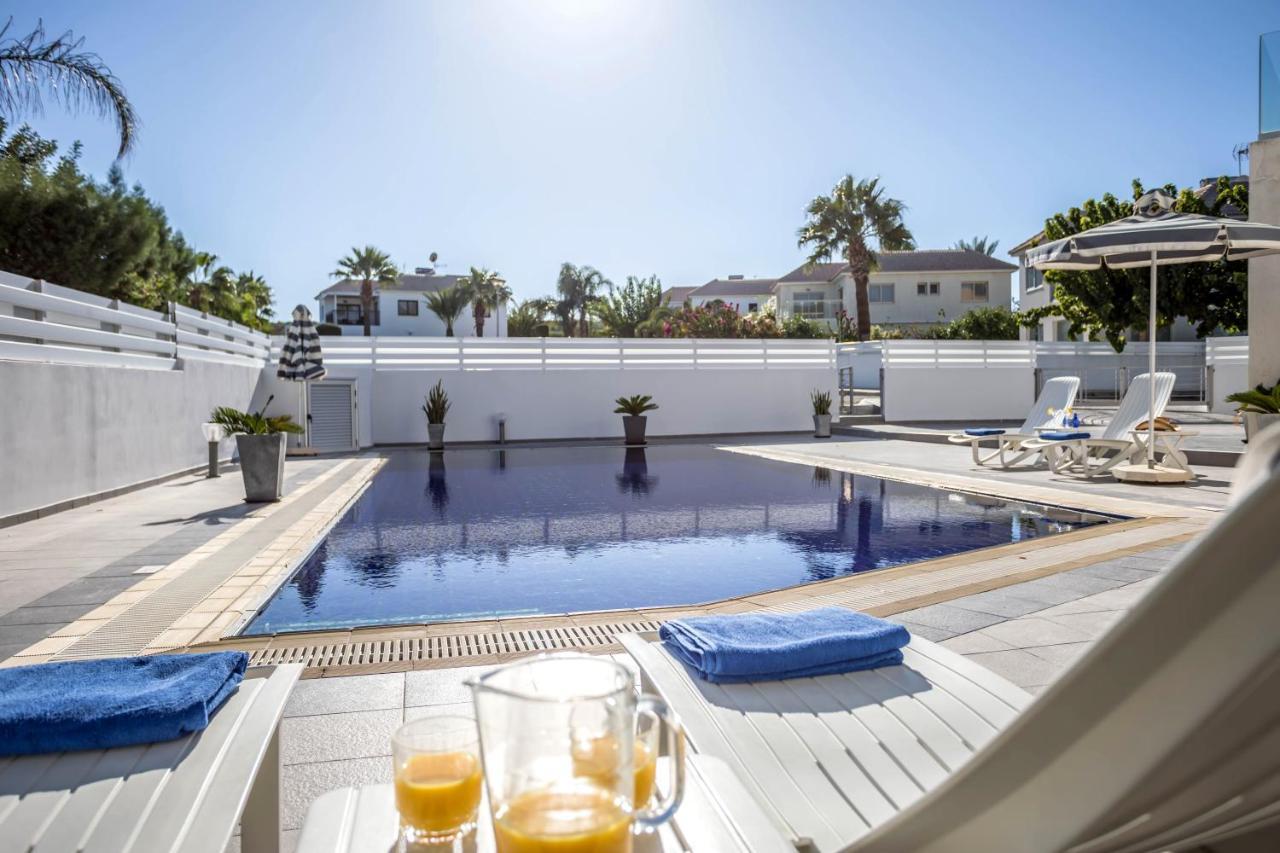 Villa Hibiscus Protaras Exterior photo