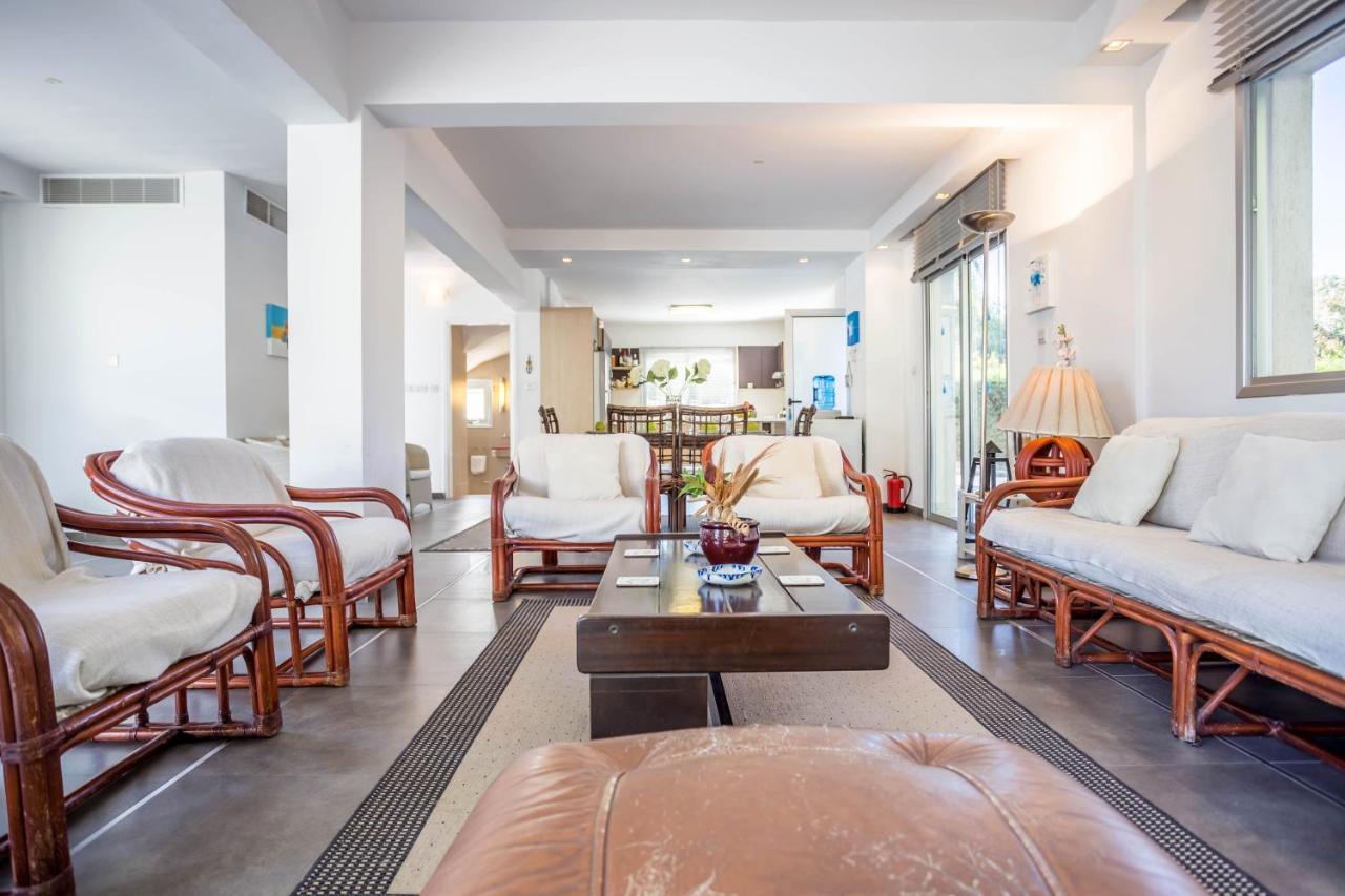 Villa Hibiscus Protaras Exterior photo